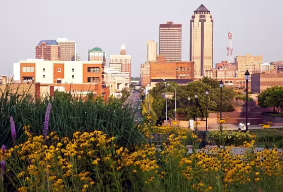 Des Moines